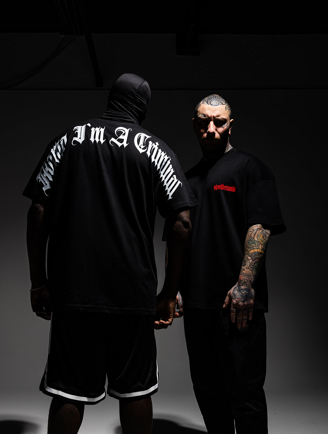 Heavy Cotton Premium Curved Logo T-Shirt BLK